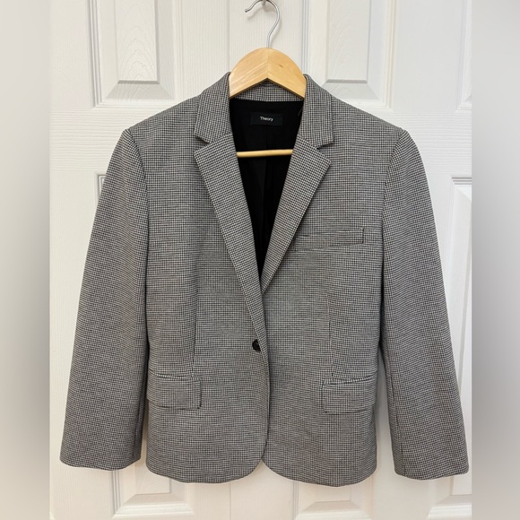 Theory Jackets & Blazers - Theory Women’s Cropped Black and White Houndstooth Checkered Blazer